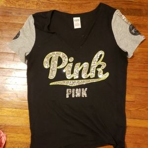 Vs pink shirt